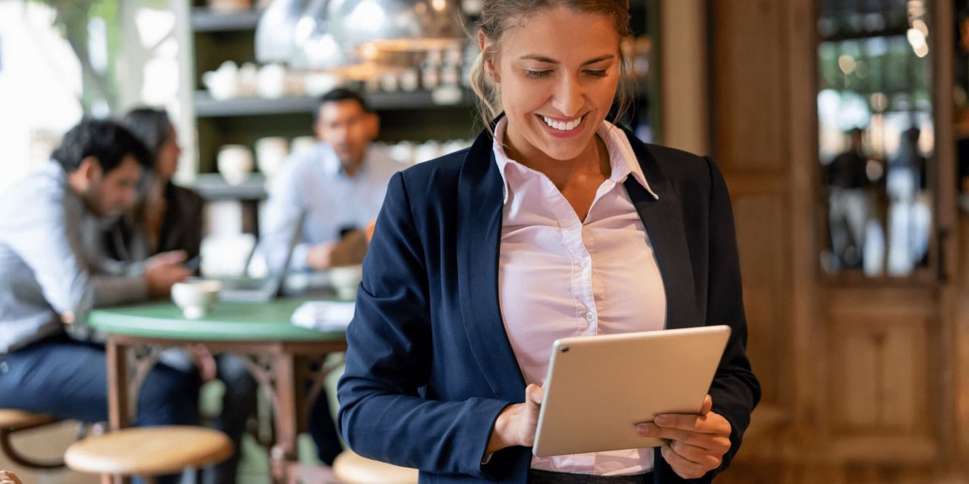 Improving Operational Efficiency: The Power of Technology in Restaurant Management